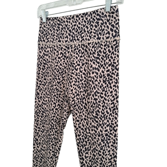 🪻BOGO🪻 Blue‎ Rain Animal Print Ankle Length Leggings (LIKE NEW) Size Small - Picture 5 of 10